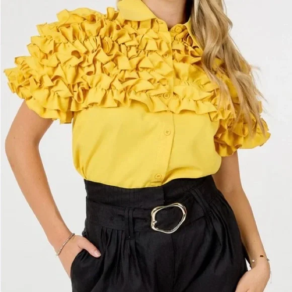 Brand new shorts very stylish with cuff. High waisted. Midnight black - Picture 1 of 7